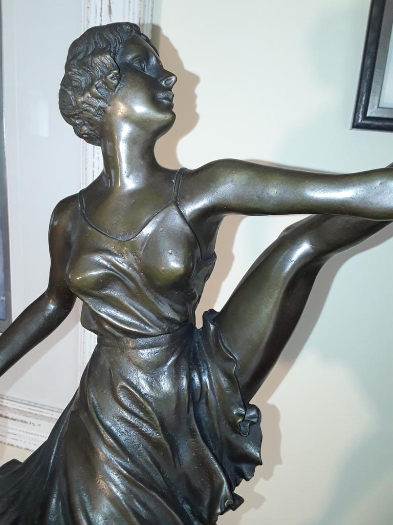 Statue en bronze BRUNO ZACH, Enlèvement, Statue