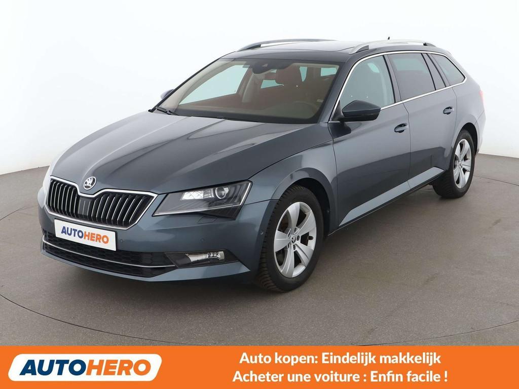 Skoda Superb 1.6 TDI Style (année de construction 2017), Autos, Détection des panneaux routiers, Argent ou Gris, Achat, https://public.car-pass.be/vhr/84c807ad-40e9-4f3a-bf22-054279767520