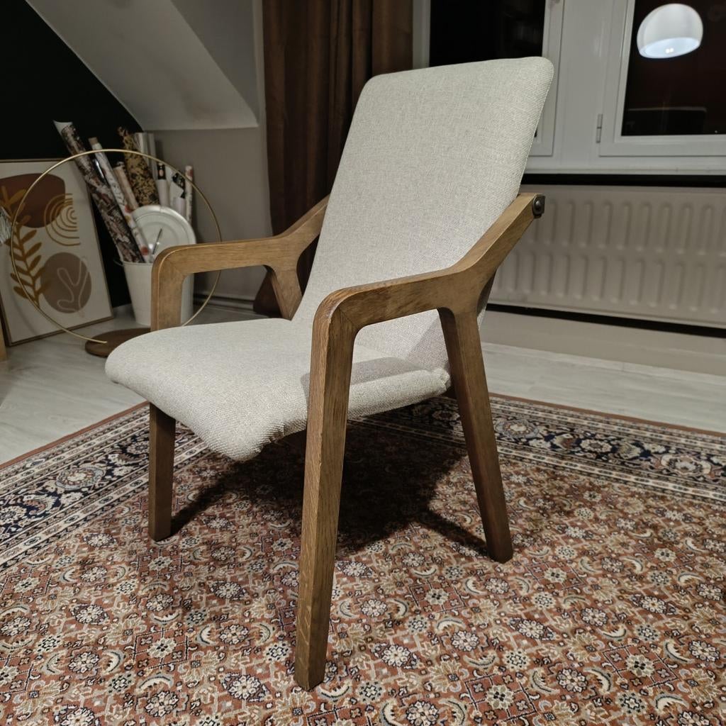 2 identieke vintage stoelen, Huis en Inrichting, Ophalen, Hout, Twee, Zo goed als nieuw