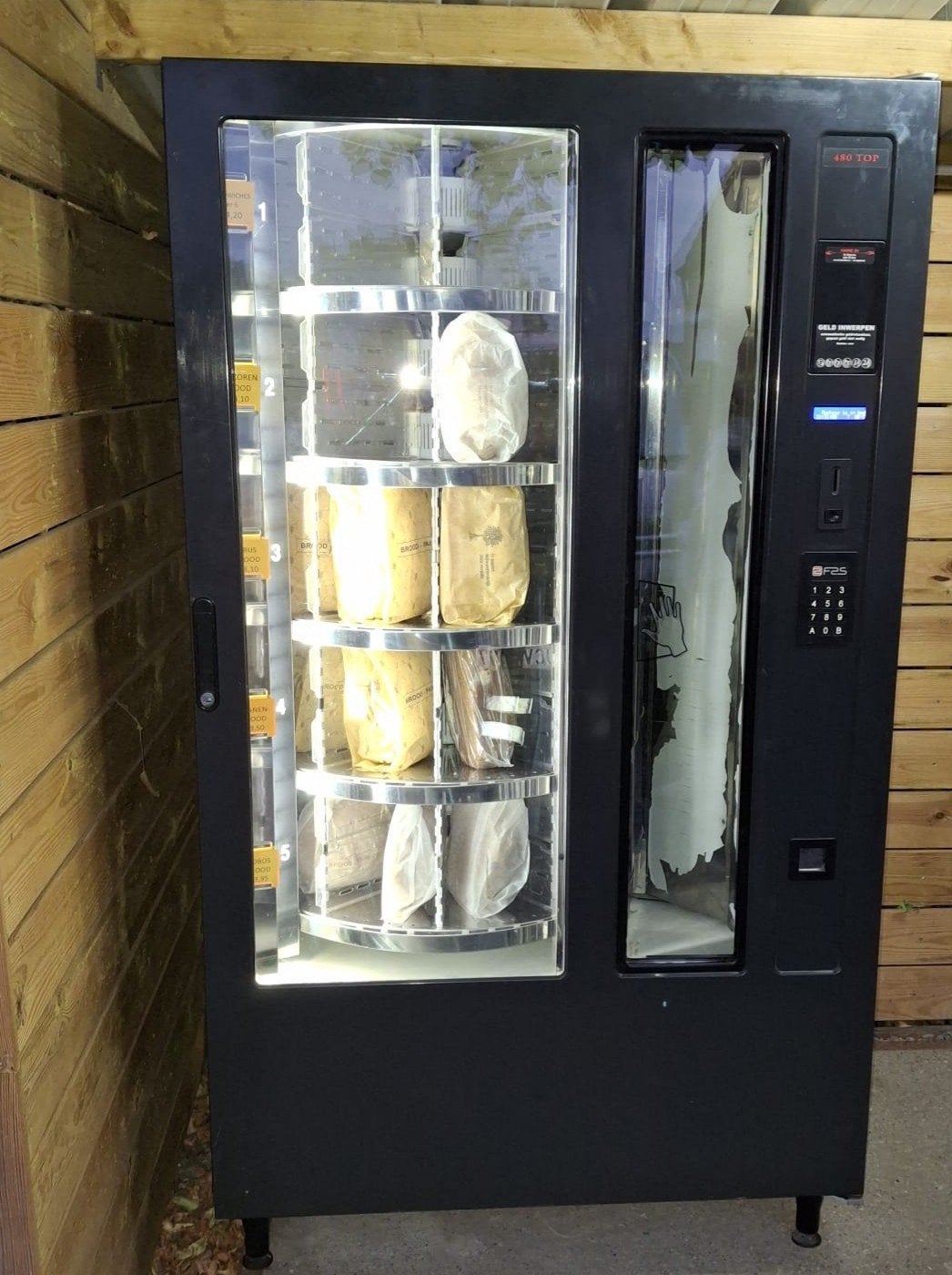 Fas brood / fruit / sandwich automaat gekoeld, Verzamelen, Automaten | Overige, Ophalen
