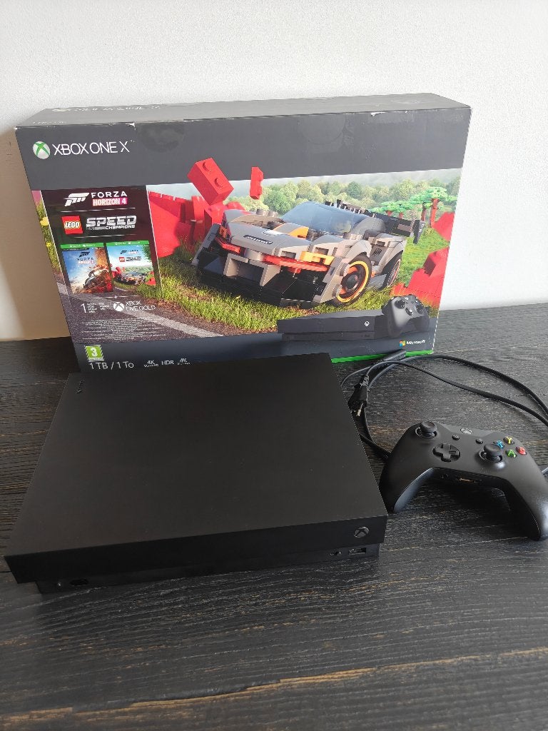 Xbox One X 1TB in nieuwstaat, Games en Spelcomputers, Spelcomputers | Xbox One, Xbox One, Ophalen of Verzenden, Zo goed als nieuw