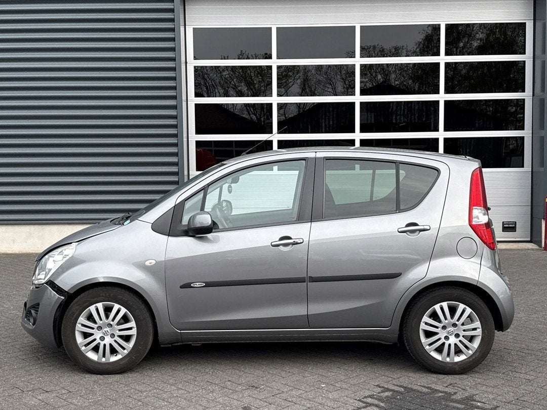 Suzuki Splash 1.0 VVT Exclusive EASSS, stoelverwarming, airc, Voorwielaandrijving, Euro 5, 996 cc, Bedrijf