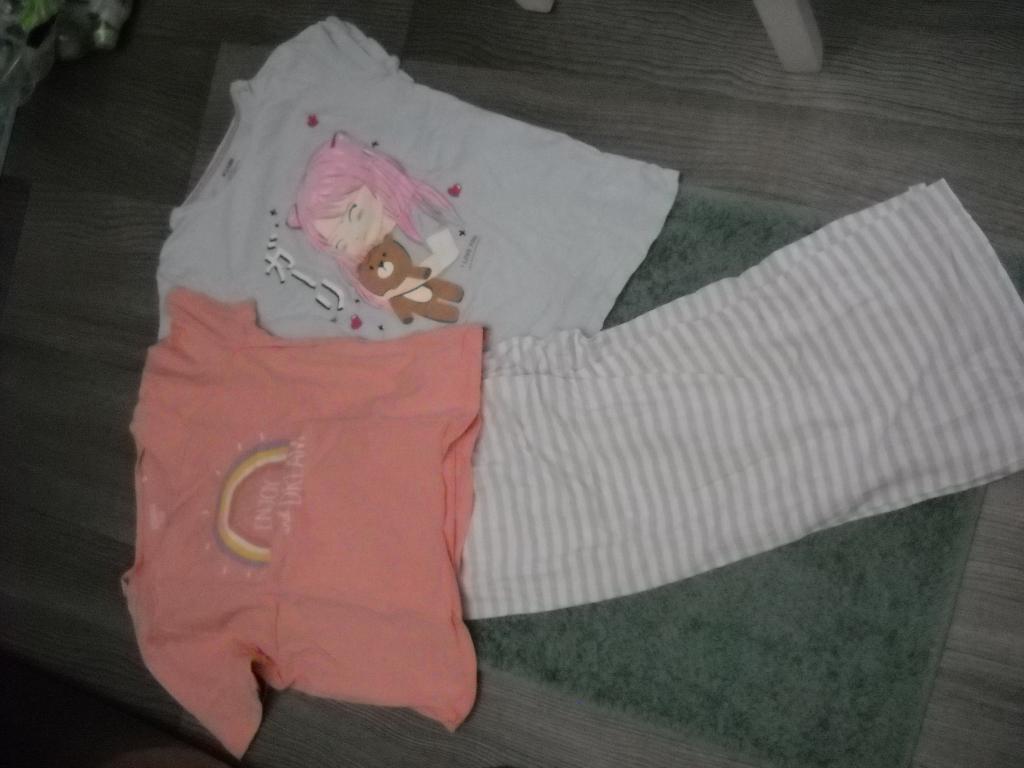 broek h&m-2 t shirts kiabi+ fish and chips 152pyamaset, Ophalen, Zo goed als nieuw, Meisje, Broek
