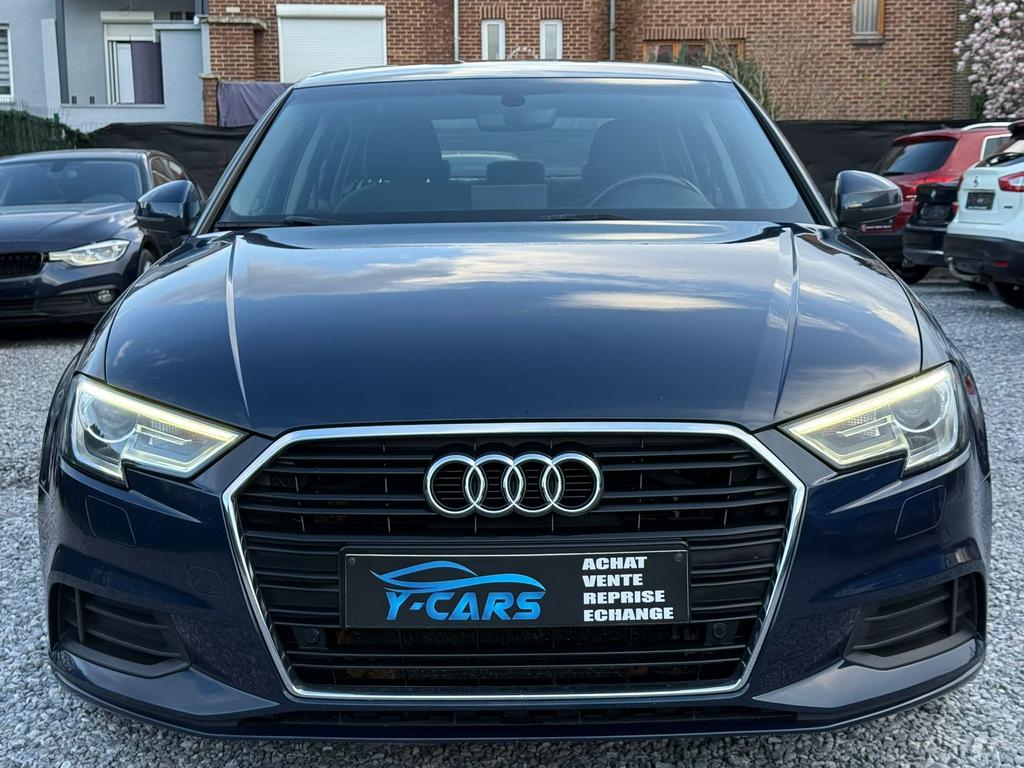 AUDI A3 BERLINE //FACE LIFT//…, Voorwielaandrijving, 4 deurs, Stof, Euro 6
