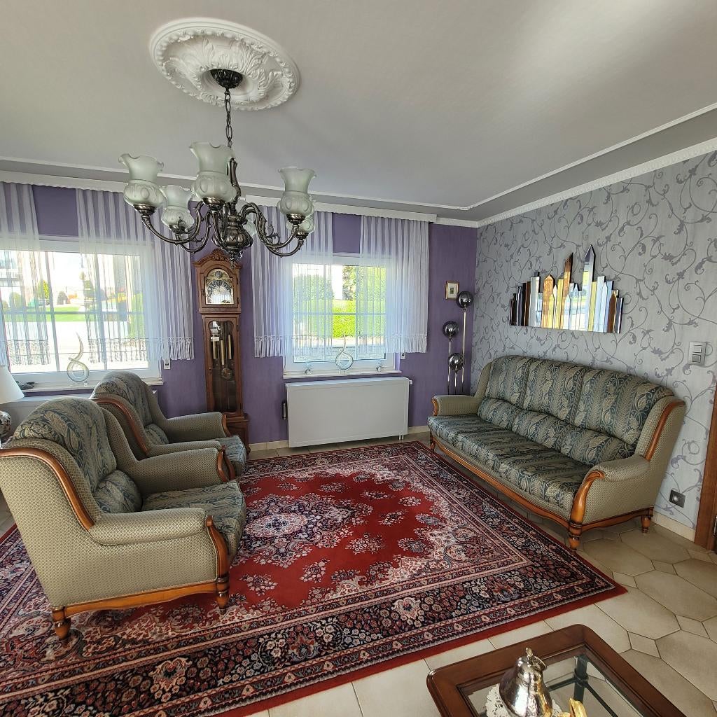 canapé trois places et de deux fauteuils, en très bon état, Maison & Meubles, Canapés | Salons, Enlèvement, Utilisé, Quatre personnes ou plus
