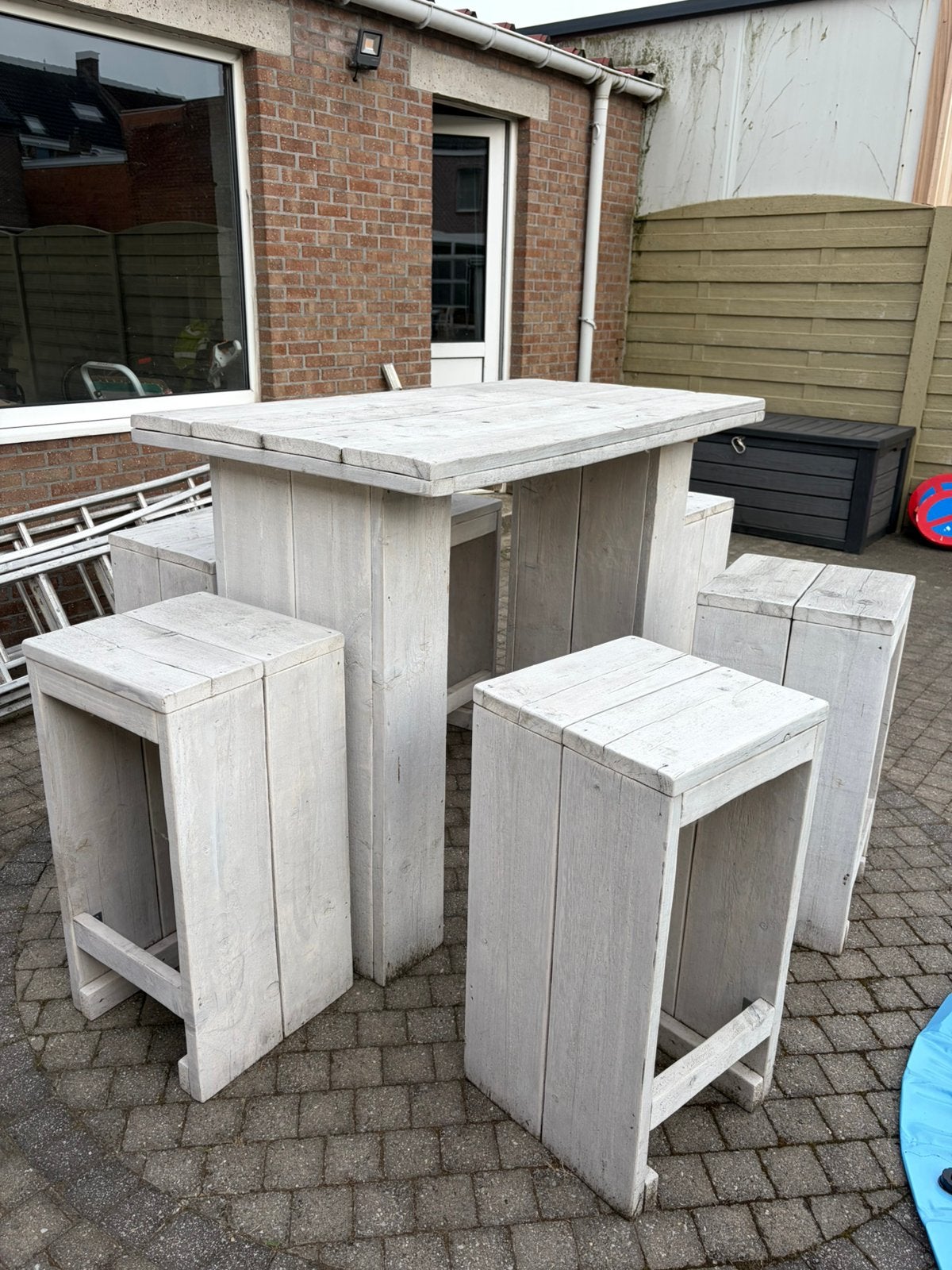 Tuintafel met stoelen, Ophalen, Zo goed als nieuw
