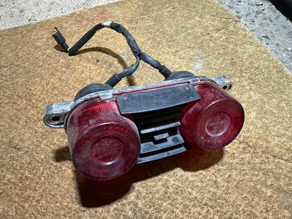 Honda NSR 125 achterlicht CEV, Vélos & Vélomoteurs, Pièces de cyclomoteur | Général, Enlèvement, Comme neuf