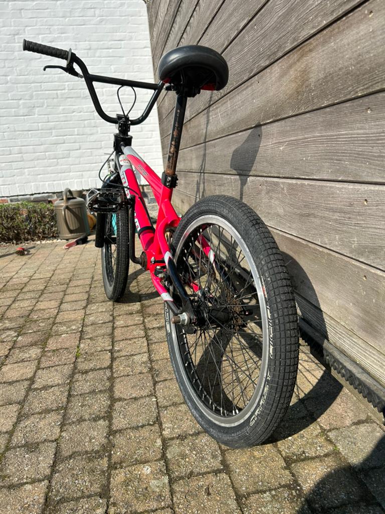 Vélo BMX Acrobat, Vélos & Vélomoteurs, Vélos | BMX & Freestyle, Frein sur jante, Guidon à 360°, Enlèvement, Utilisé