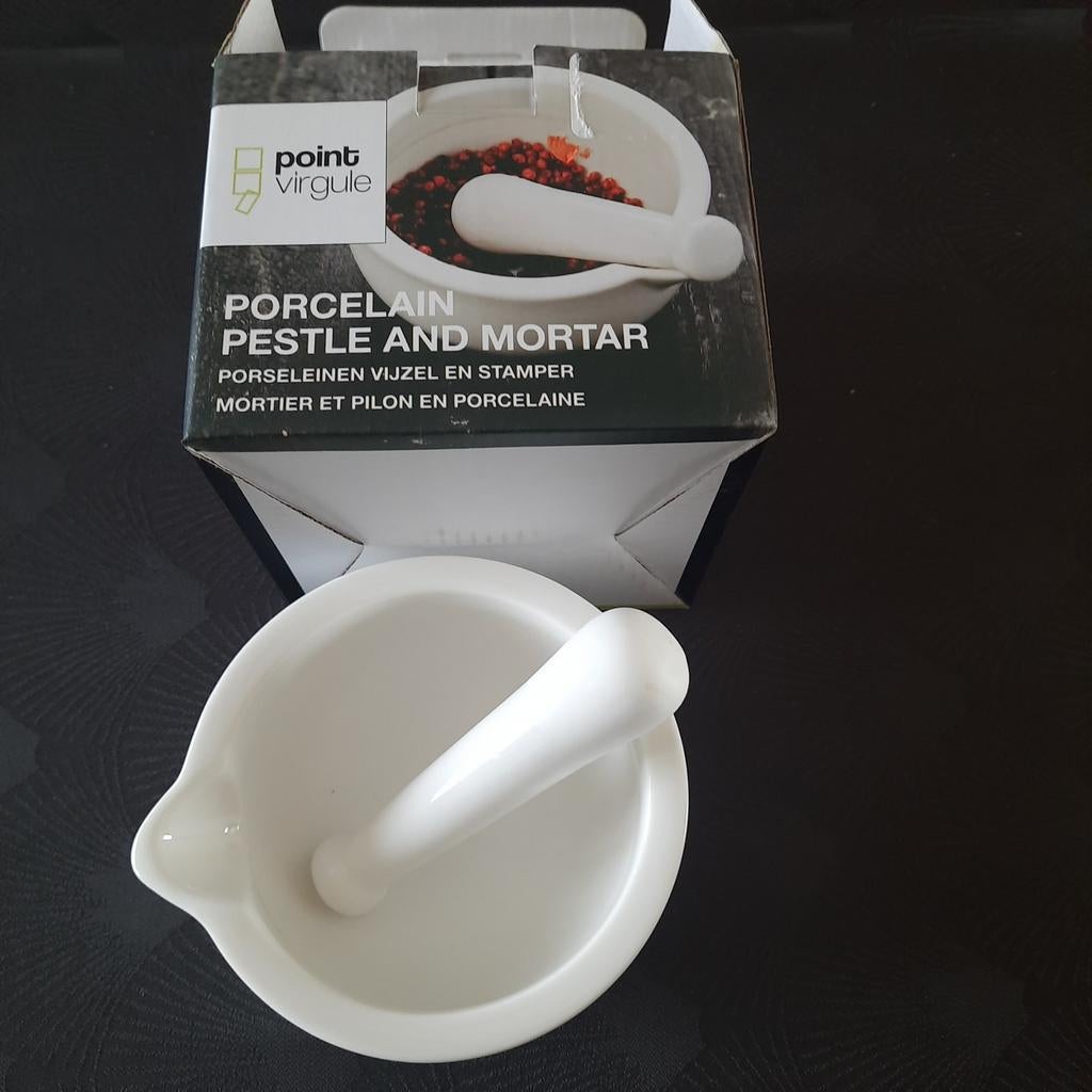 MORTIER EN PORCELAINE « POINT VIRGULE » *NEUF ET INUTILISÉ*, Enlèvement, Neuf, Matériau naturel, Blanc