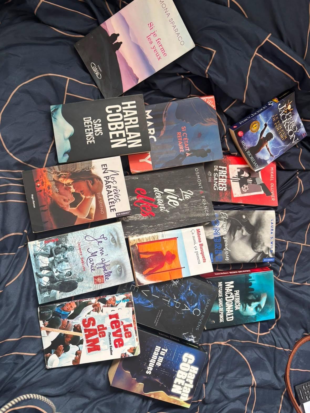 Livre, Livres, Partis & Groupements, Enlèvement