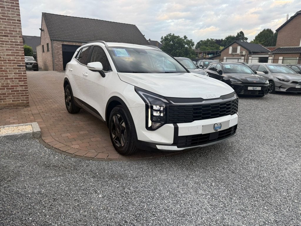 Kia Sportage 1.6 T-GDi 150PK DCT NAV AR/CAM NIEUW 0KM, Automaat, Stof, 4 cilinders, Wit