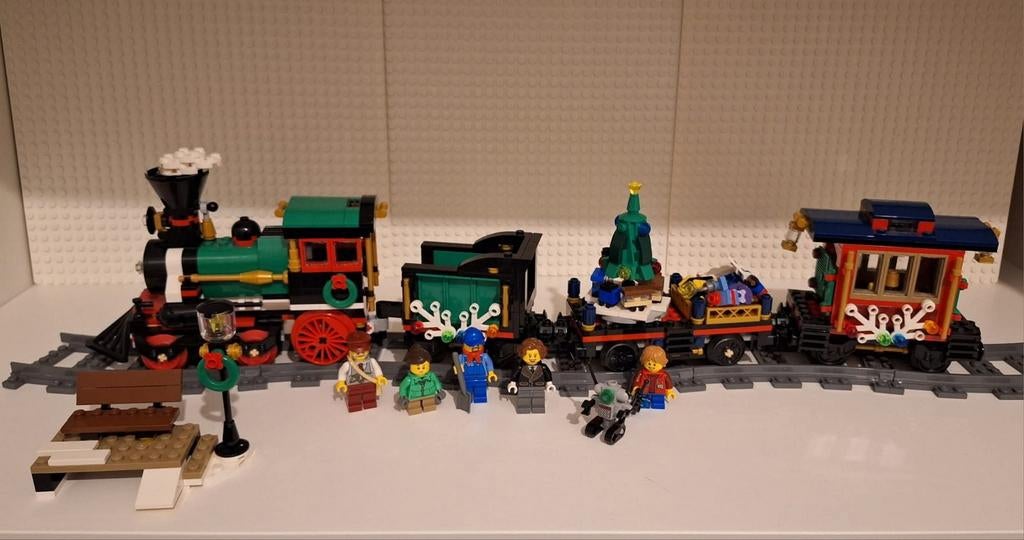 LEGO 10254 - Winter holiday train, Kinderen en Baby's, Speelgoed | Duplo en Lego, Ophalen of Verzenden, Lego