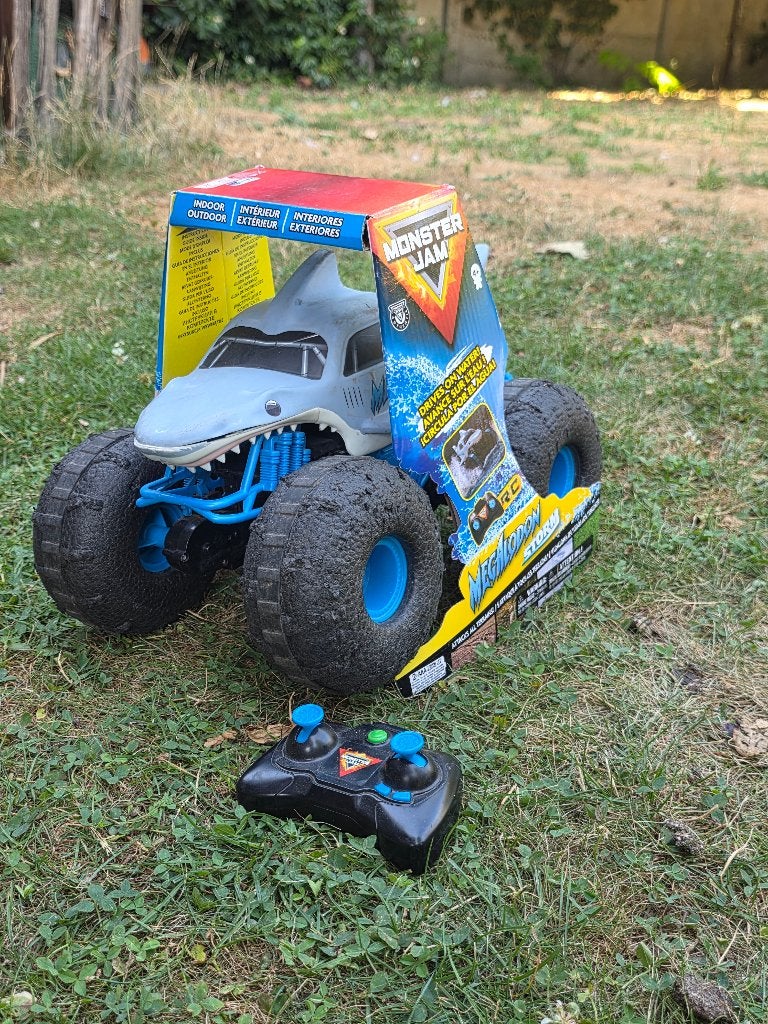 monster jam megalodon, Kinderen en Baby's, Speelgoed |Speelgoedvoertuigen, Ophalen, Zo goed als nieuw, Afstandsbediening