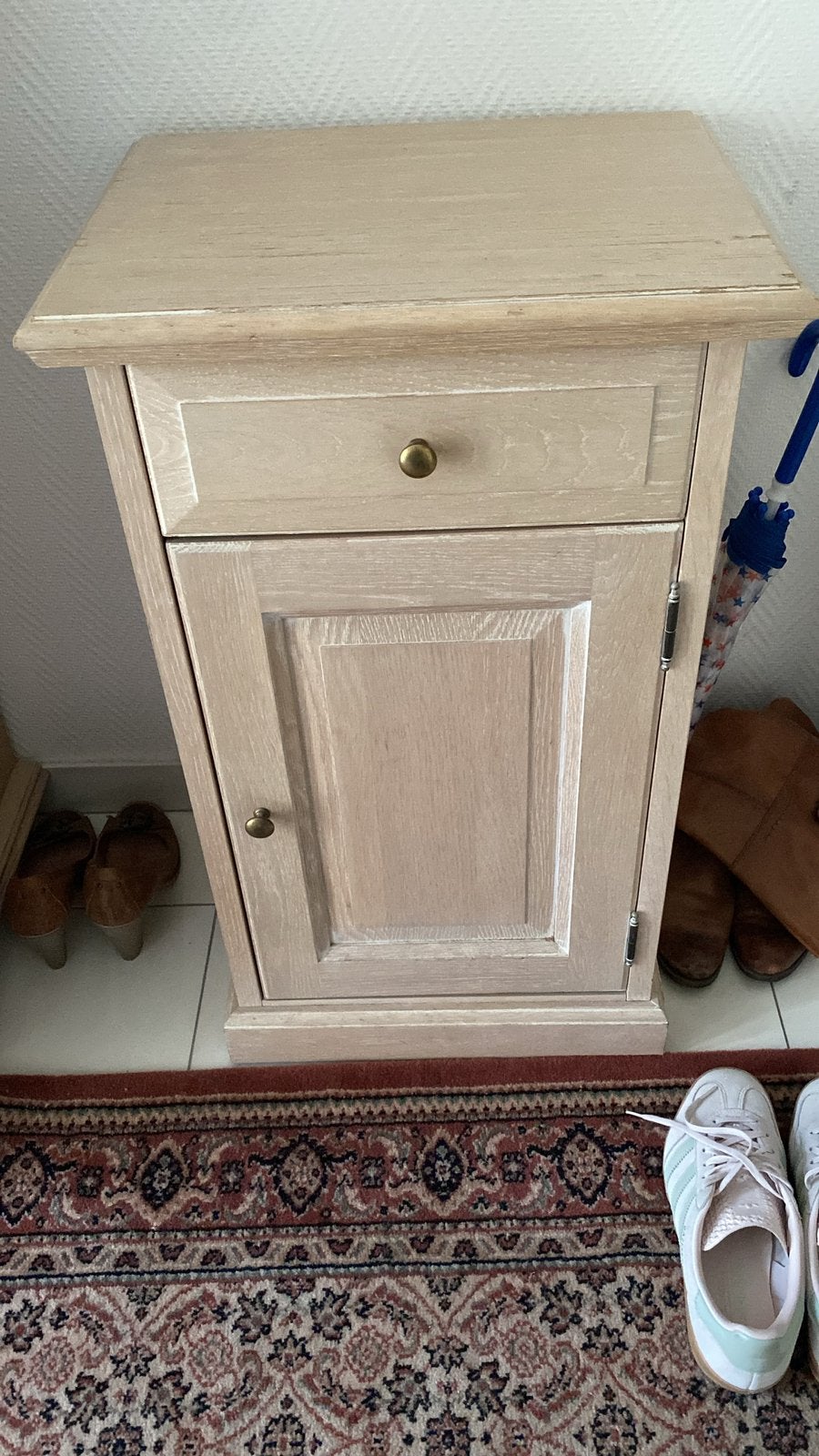Kast hout crème, Ophalen, Zo goed als nieuw