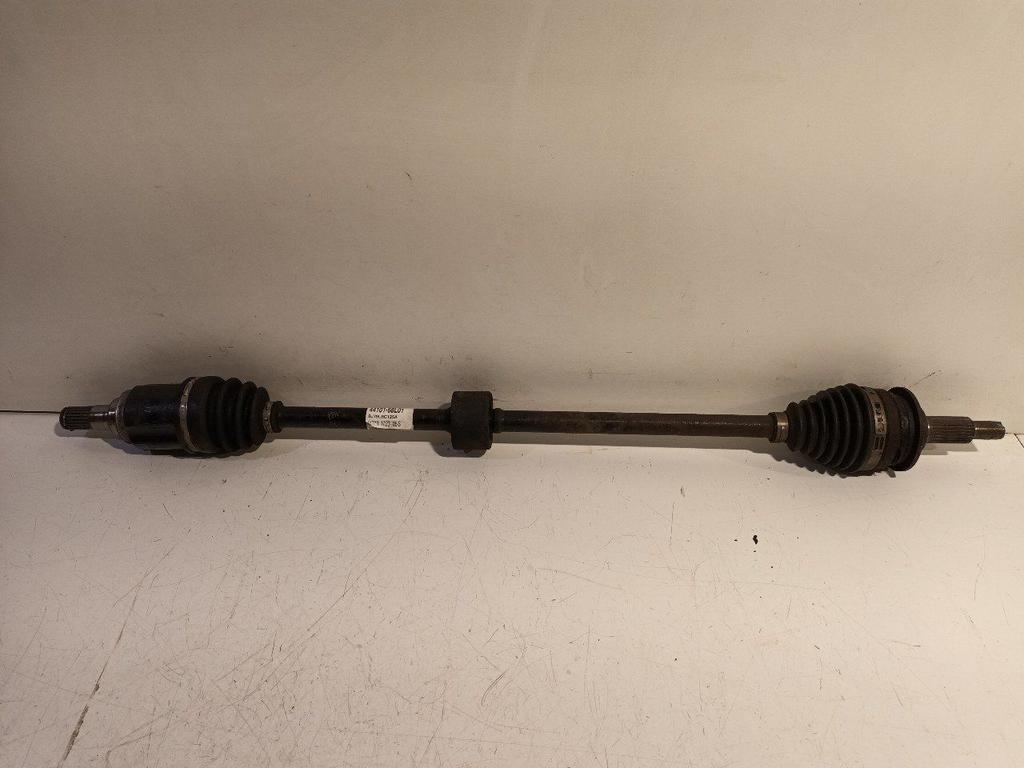 Aandrijfas rechts voor Suzuki Swift, Onderdelen@venauto.nl, Van der Ven Autorecycling B.V., Gebruikt, Ettenseweg 76, 4706 PB Roosendaal, The Netherlands