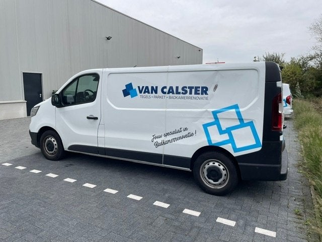 Renault Trafic 2.0D, Manueel, Lichte vracht, L2, Airco, Navi, 4 deurs, Stof, Euro 6, 4 cilinders