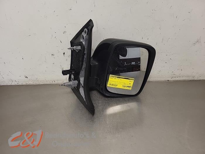 Rétroviseur extérieur droit d'un Renault Trafic, Autos : Pièces & Accessoires, Renault, -, 3 mois de garantie, Utilisé