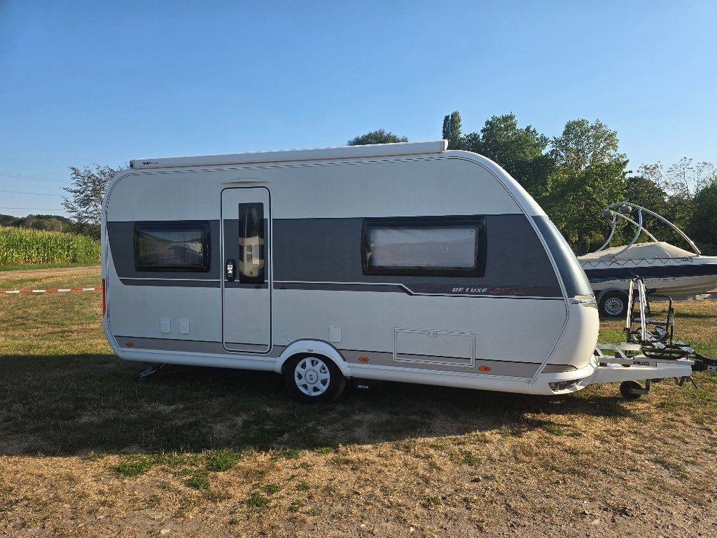 CARAVAN HOBBY 460 UFe, Caravans en Kamperen, Caravans, Kachel, Rondzit, Hobby, Frans bed