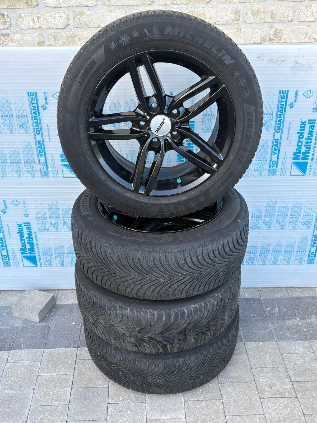 Jantes alu17 pouces 5/120 bon pneus hiver 225/55/17, Autos : Pièces & Accessoires, Enlèvement, Pneus hiver, Pneu(s)