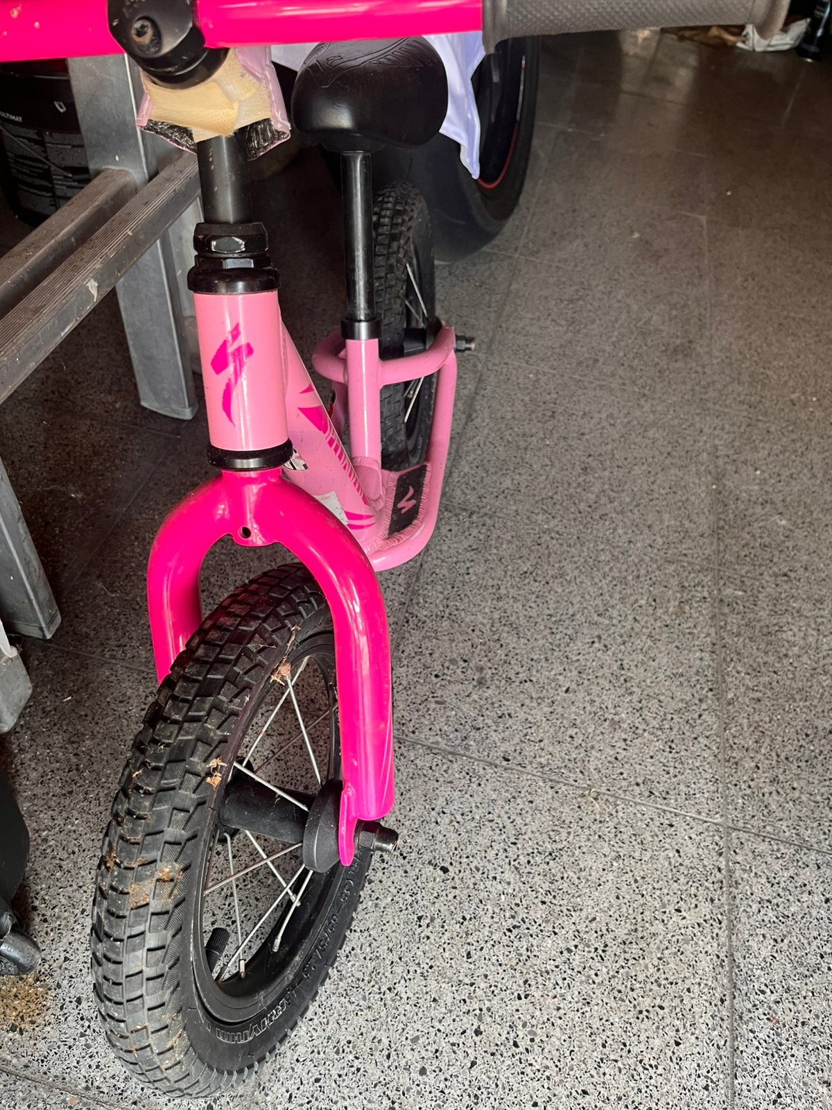 Specialized Hotwalk – roze loopfiets, Ophalen, Zo goed als nieuw