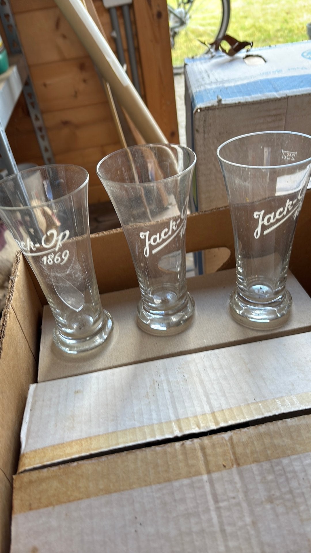3 Jack Op glazen, Ophalen, Zo goed als nieuw
