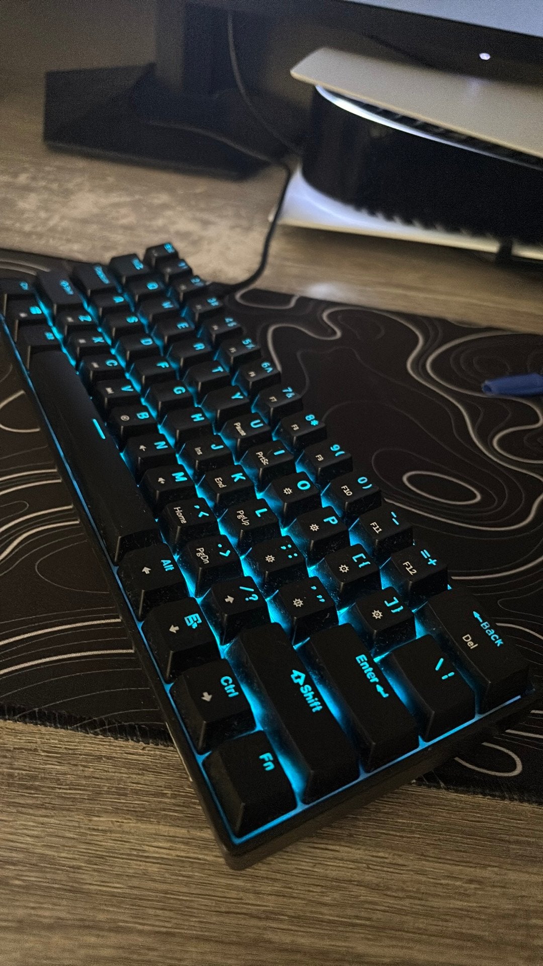 Geeky- Gaming keyboard Creamy switches, Computers en Software, Ophalen, Gaming toetsenbord, Zo goed als nieuw, Qwerty