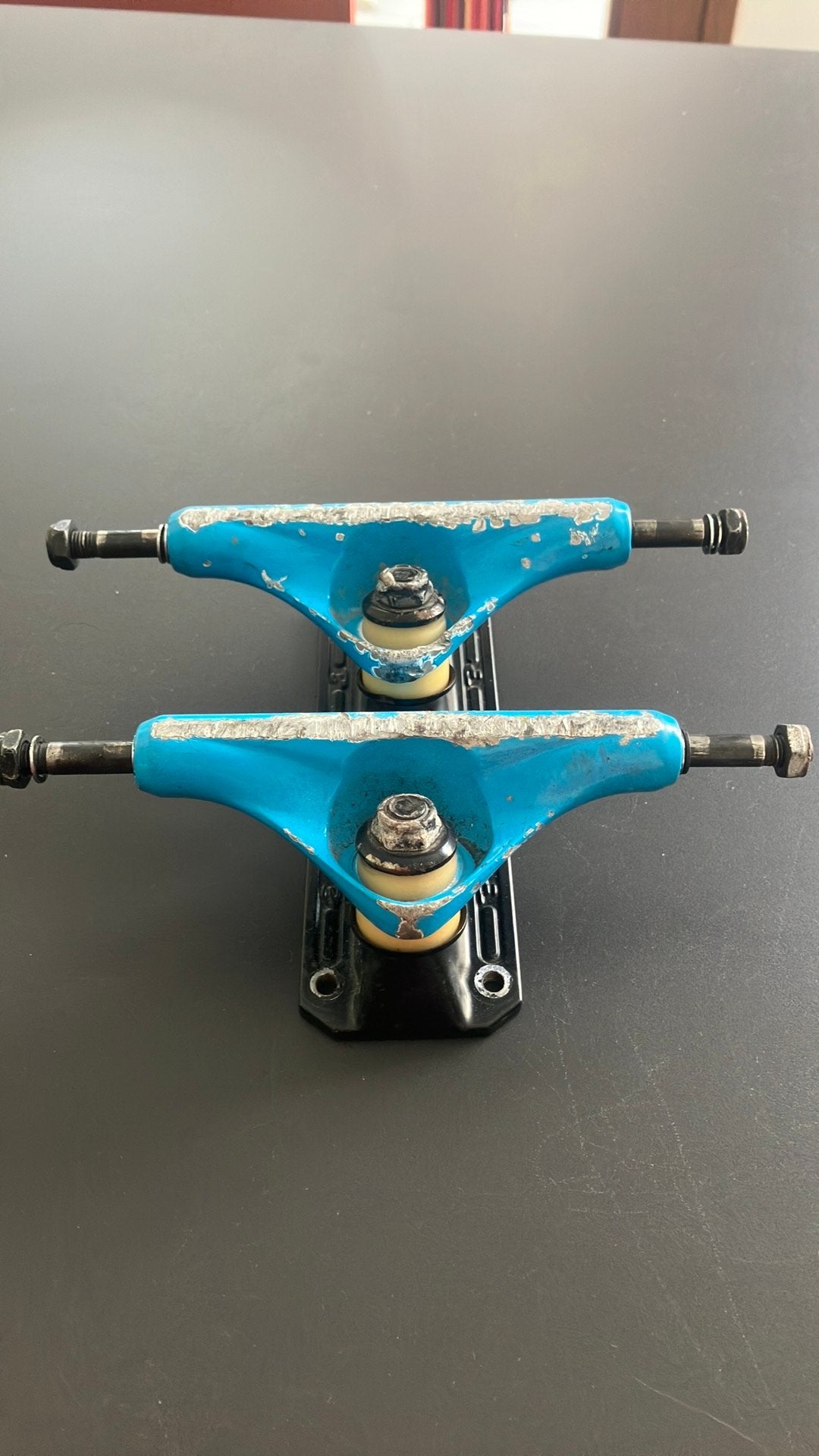 Enuff skateboard trucks, Sport en Fitness, Ophalen of Verzenden, Zo goed als nieuw, Skateboard