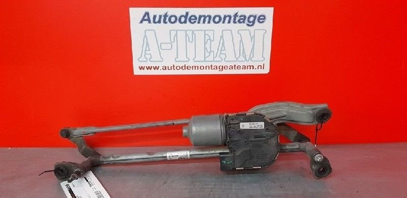RUITENWISSER MECH + MOTOR Volkswagen Golf VII (AUA), Robert Bosch AG, Gebruikt, Volkswagen, Robert-Bosch-Allee 1
74232  Abstatt, DE