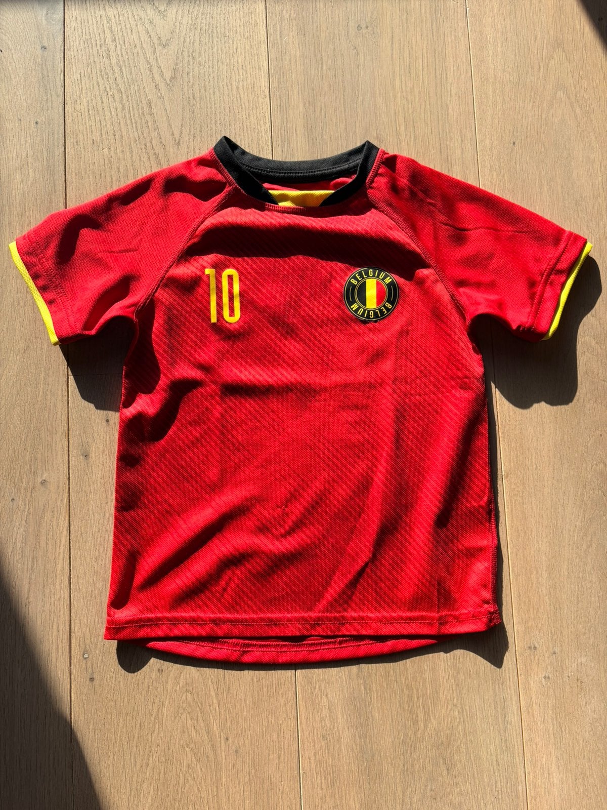 Voetbaltruitje Belgium, Sport en Fitness, Ophalen of Verzenden, Zo goed als nieuw
