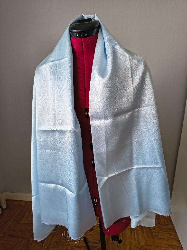 nouveau coupon tissu brillant, Neuf, Satin ou Soie, Enlèvement ou Envoi, 120 cm ou plus
