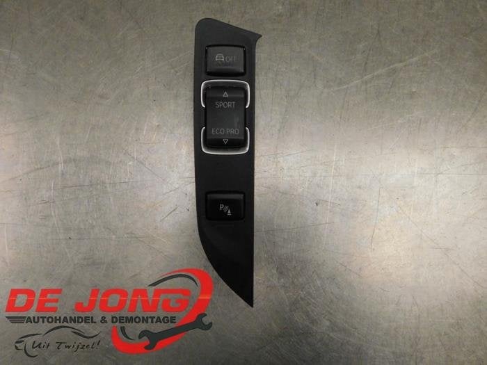 Commutateur ESP d'un BMW 2-Serie, -, 3 mois de garantie, Utilisé, -
