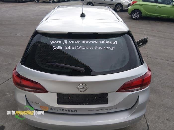 Hayon d'un Opel Astra (GAN), -, -, Opel, Utilisé