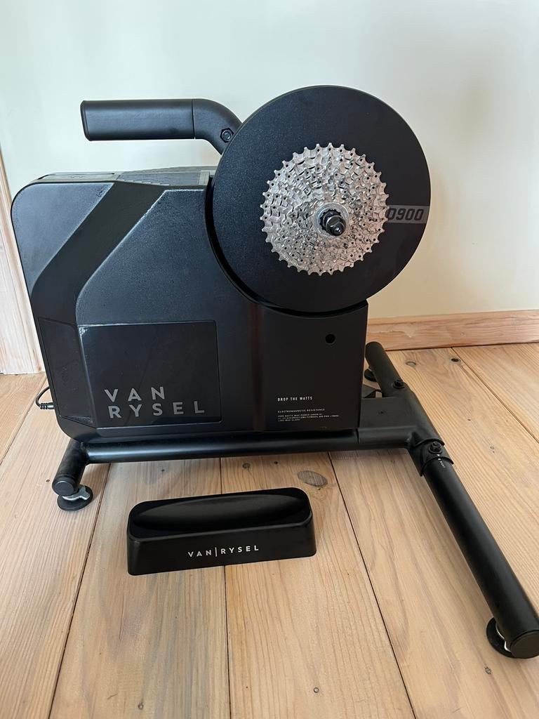 Hometrainer van Rysel D900, Sport en Fitness, Ophalen, Zo goed als nieuw