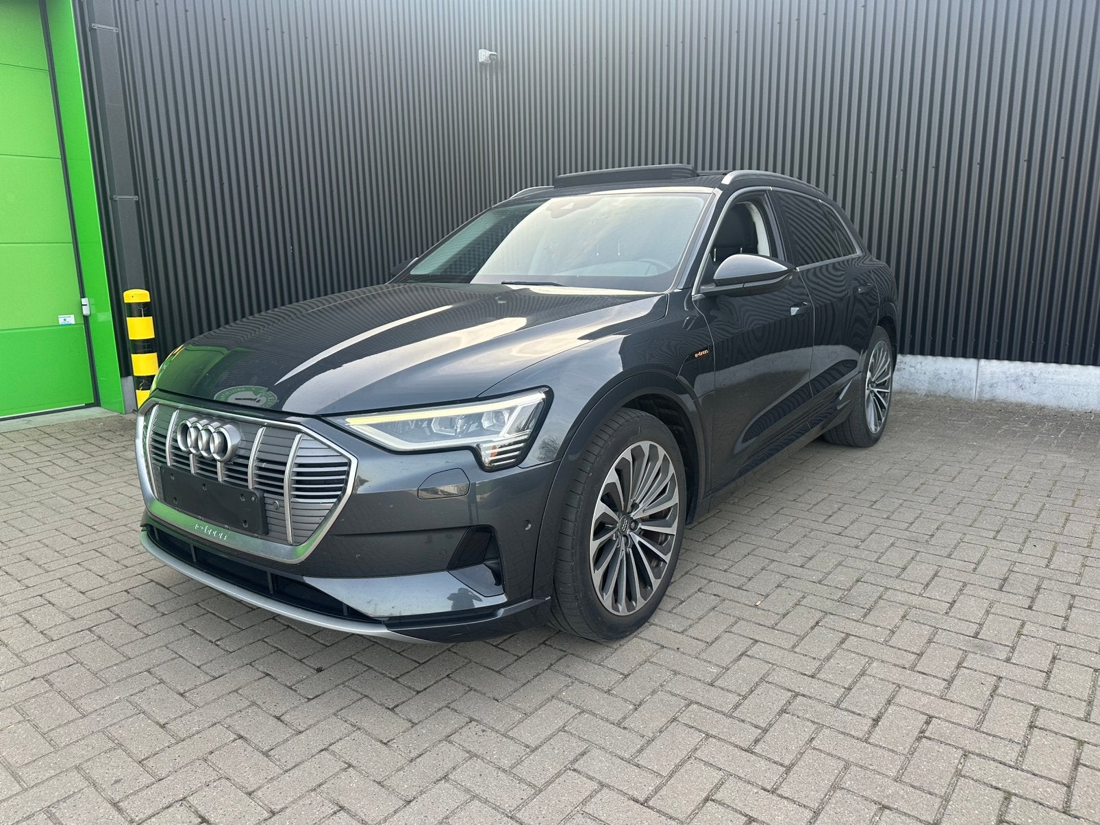 Audi E-tron 50 Quattro, Autos, Cuir, Argent ou Gris, Achat, Euro 6