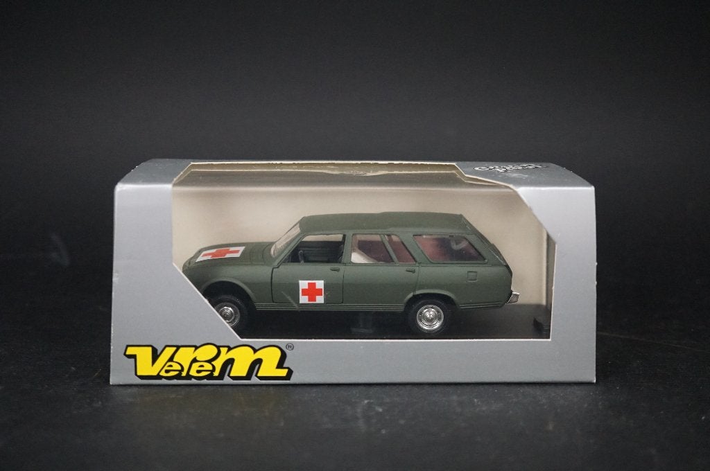 Ambulance militaire Verem Peugeot 504 - 1/43 - TOP, Enlèvement ou Envoi, Comme neuf
