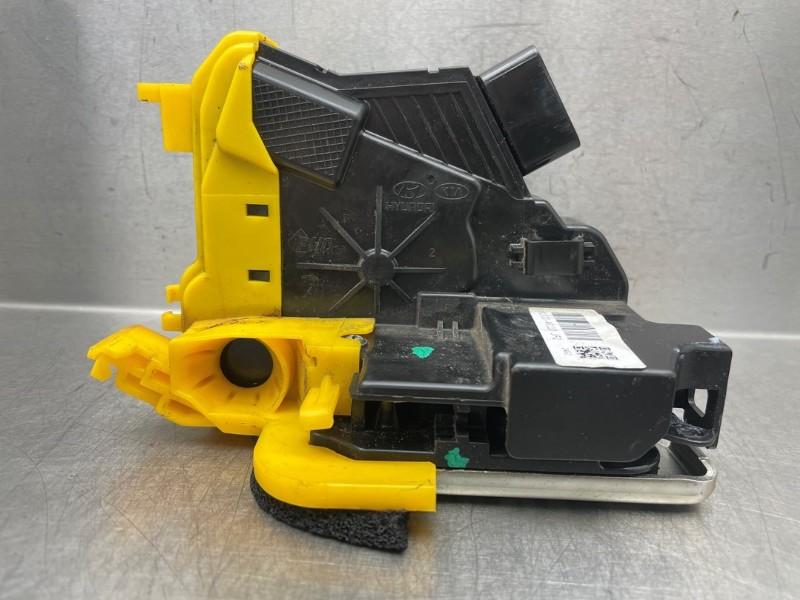 SERRURE DE PORTE RODS AVANT DROIT Hyundai i30 Wagon (GDHF5), Utilisé, Hyundai