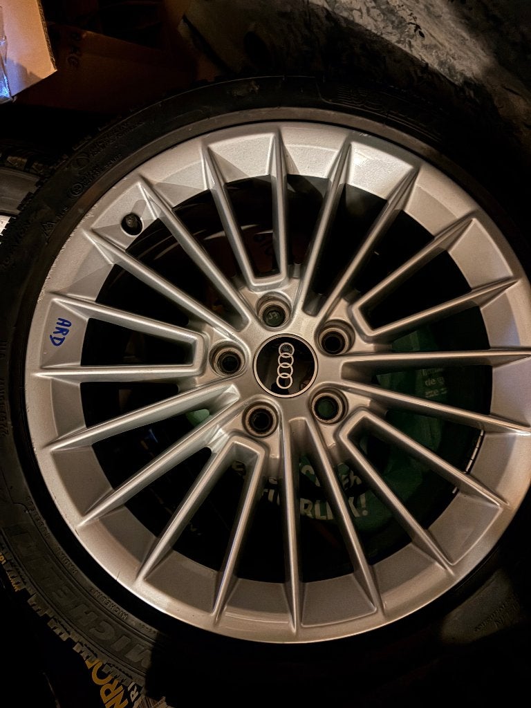 Jante pneu audi a3, Autos : Pièces & Accessoires, Pneus et Jantes, Pneus hiver, Enlèvement ou Envoi, 17 pouces