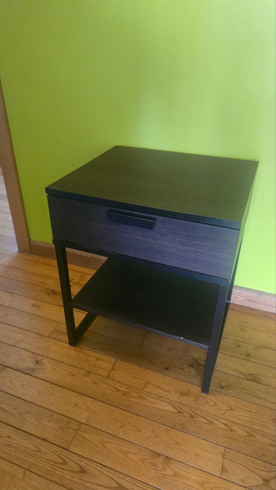 Table de chevet Ikea