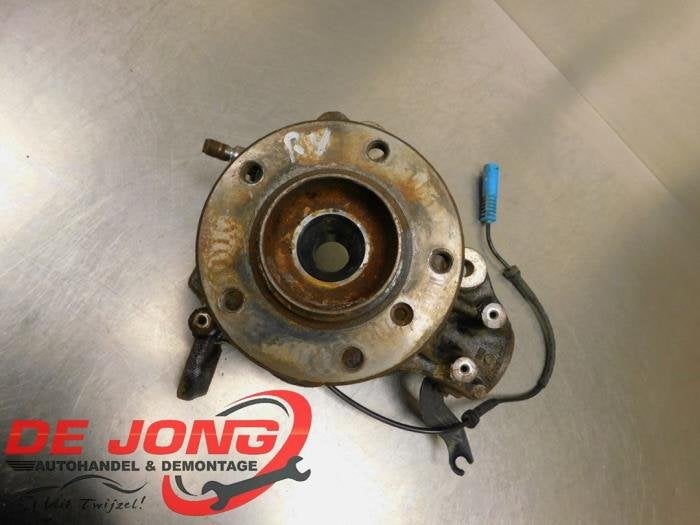 Joint avant droit d'un BMW X1, -, 3 mois de garantie, Utilisé, -