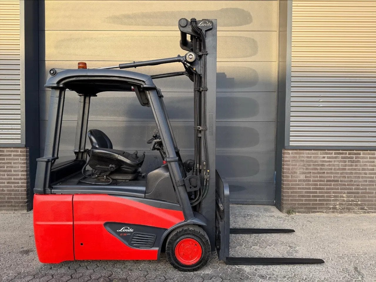 Linde E16-02 1,6 ton elektrische heftruck (bj 2017), Zakelijke goederen, 1000 tot 2000 kg, Overige aandrijving, Heftruck, Linde