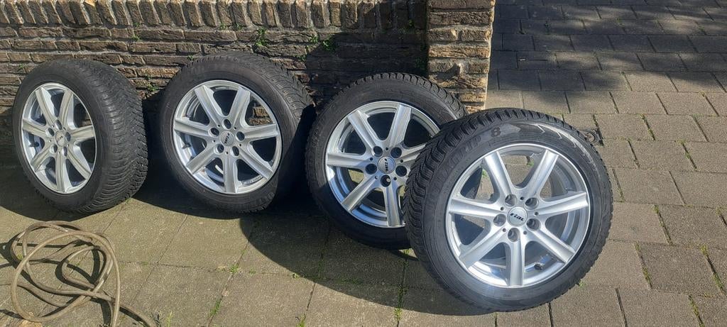 Velgen  met banden M+S 205/55/R16, Auto-onderdelen, Banden en Velgen, Ophalen, Band(en)
