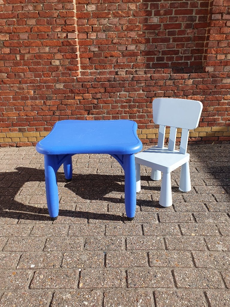 Leuk setje met kindertafel + stoel, Kinderen en Baby's, Ophalen, Gebruikt, Tafel(s) en Stoel(en)