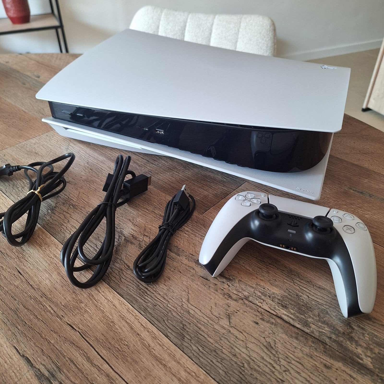 PlayStation 5 Disc Edition, Ophalen, Playstation 5