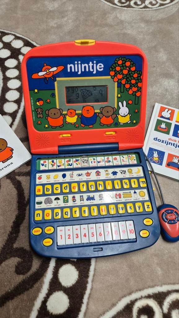 Nijntje set computer en 2 boekjes, Enlèvement ou Envoi
