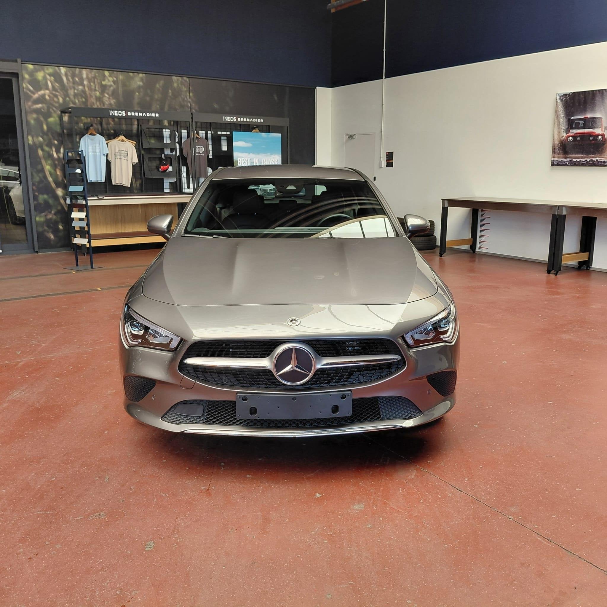 Mercedes-Benz CLA-klasse 250 e Shooting Brake Luxury line Sm, Auto's, Stof, Gebruikt, 4 cilinders, 16 kWh