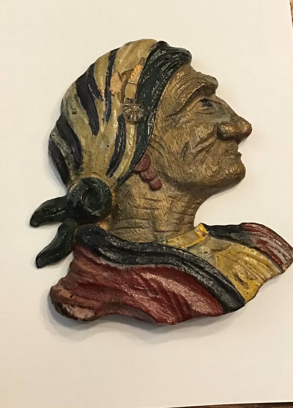 Figurine murale amérindienne ancienne, Enlèvement ou Envoi