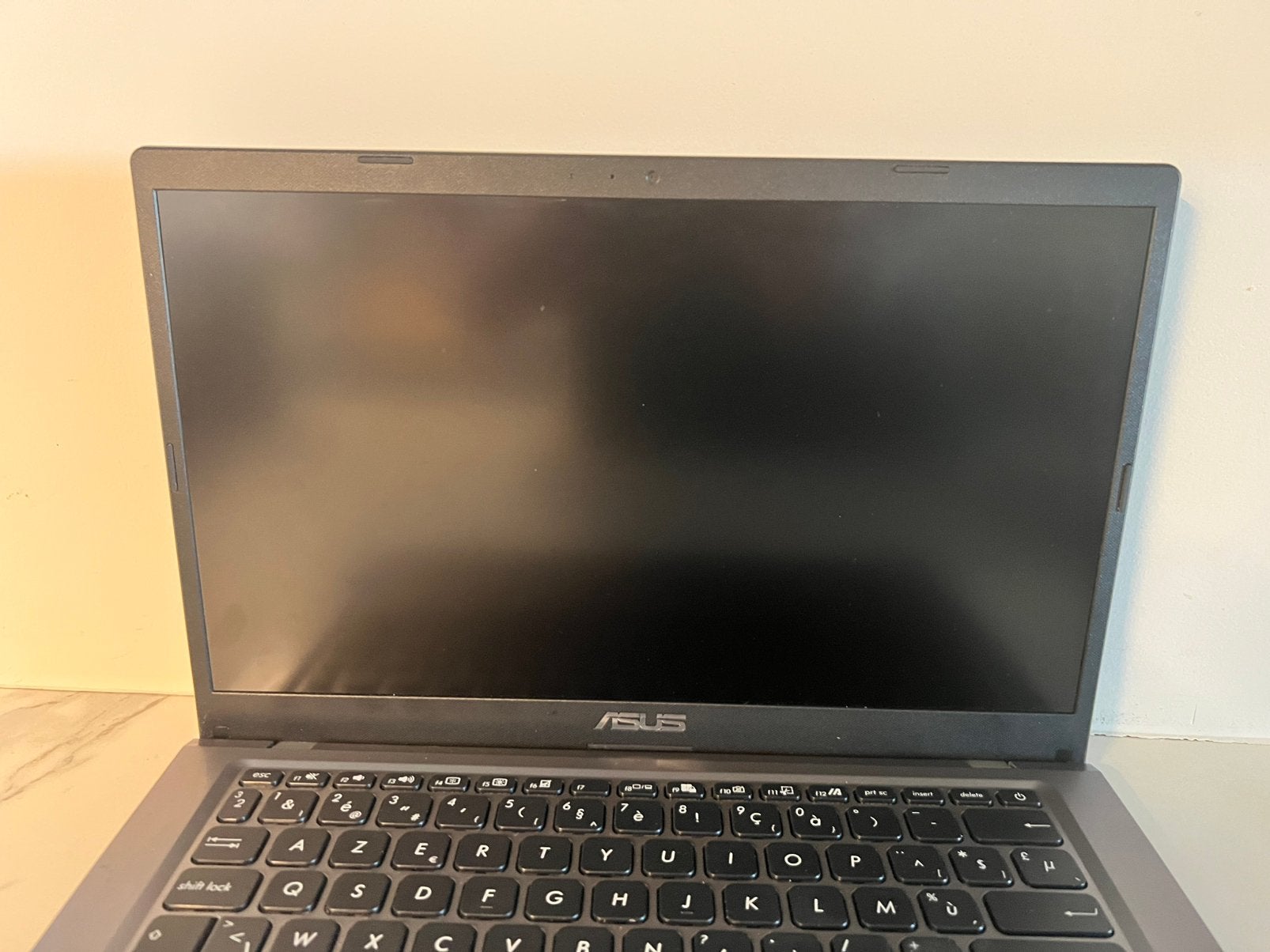 Asus laptop, Computers en Software, Windows Laptops, Ophalen, Zo goed als nieuw