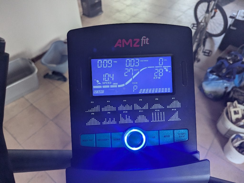 Professionele cross trainer / elliptical, Sports & Fitness, Appareils de fitness, Enlèvement, Utilisé, Jambes, Métal