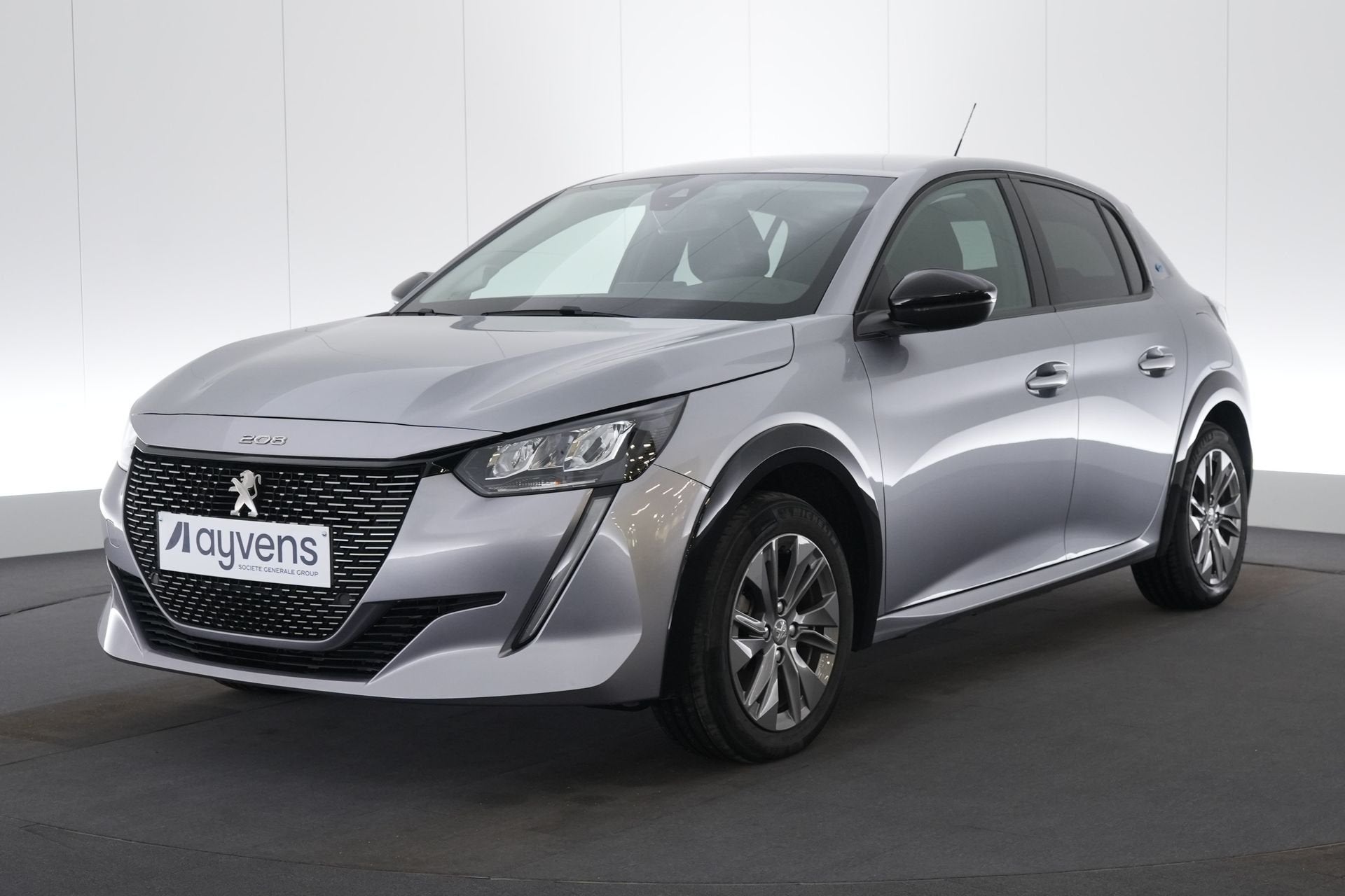 (2EBL296) PEUGEOT 208, Autos, Peugeot, 100 kW, Argent ou Gris, Achat, Détection des panneaux routiers
