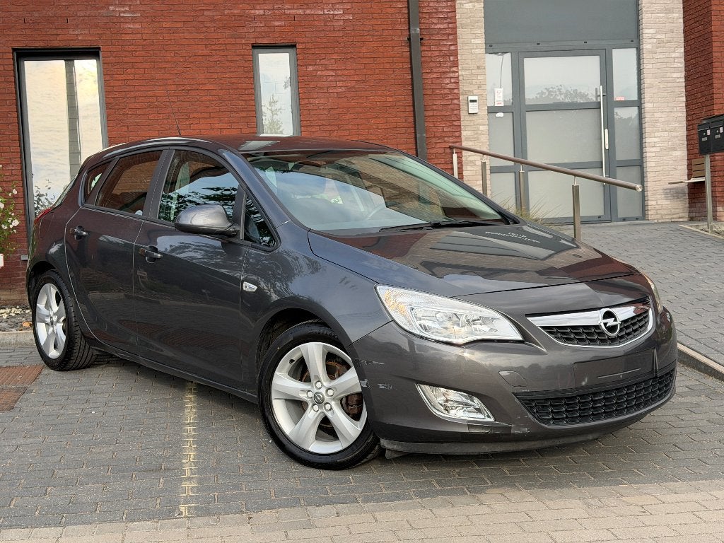 Opel Astra ( 1.3CDTi ) 95Ch ( 1ère main ) 127.159Km ( 2011 ), Autos, Opel, Achat, Entreprise, Boîte manuelle, 1300 cm³